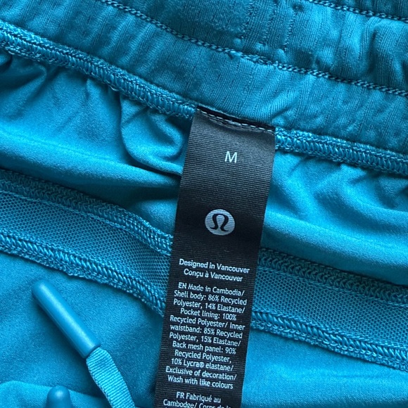 Lululemon 5” LL Blue Pace Breaker Short - Picture 2 of 3